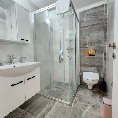 Lägenhetshotell Yuecemek Antalya