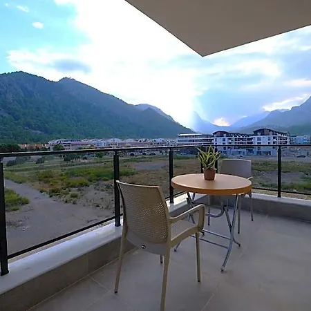 Aparthotel Yuecemek 4*